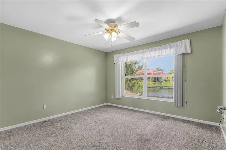 1137 Sw 37th St, Cape Coral, Florida 33914