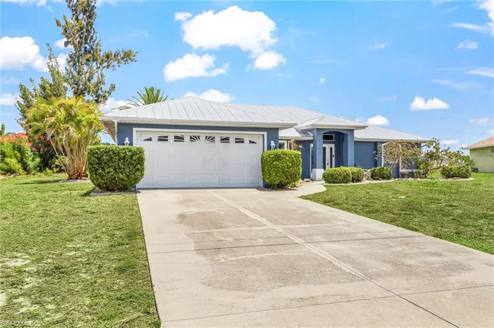 1137 Sw 37th St, Cape Coral, Florida 33914