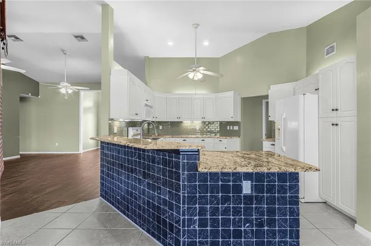 1137 Sw 37th St, Cape Coral, Florida 33914