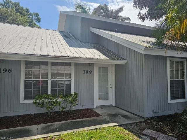 198  Park  AVE, Labelle, FL 33935