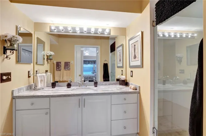 3840  Sawgrass  WAY, Naples, FL 34112