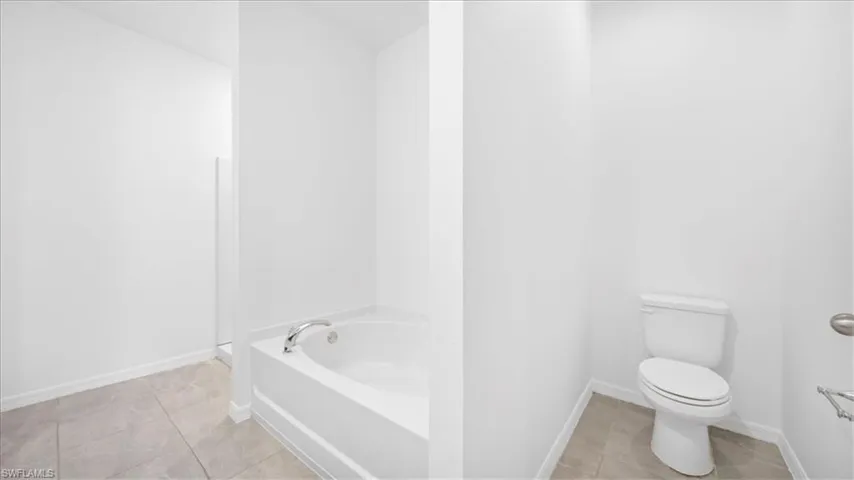 2928 Nw 27th St, Cape Coral, Florida 33993