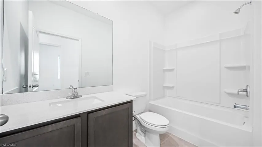 2928 Nw 27th St, Cape Coral, Florida 33993