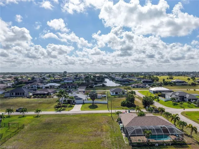 1807 37th Ave, Cape Coral, Florida 33993