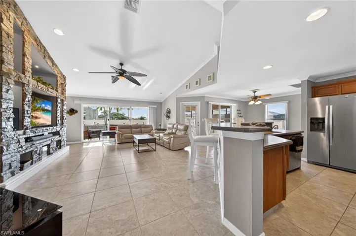 1807 37th Ave, Cape Coral, Florida 33993