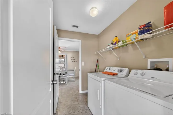 1807 37th Ave, Cape Coral, Florida 33993