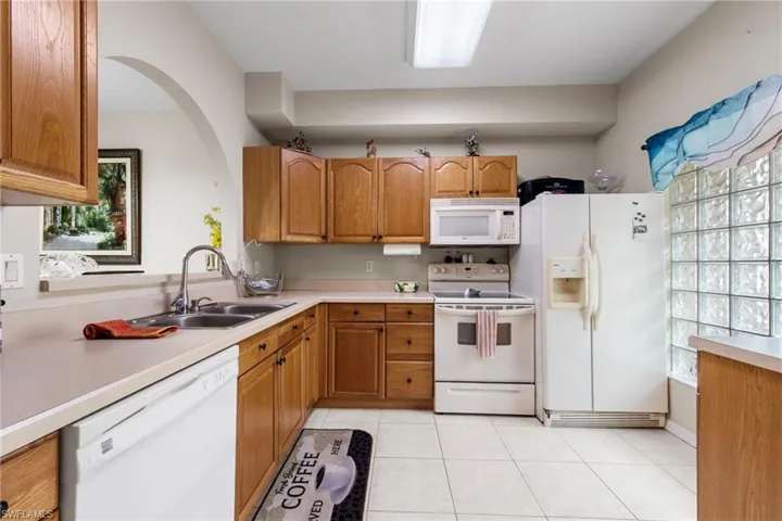 2261 Somerset Ridge Dr 103, Lehigh Acres, Florida 33973