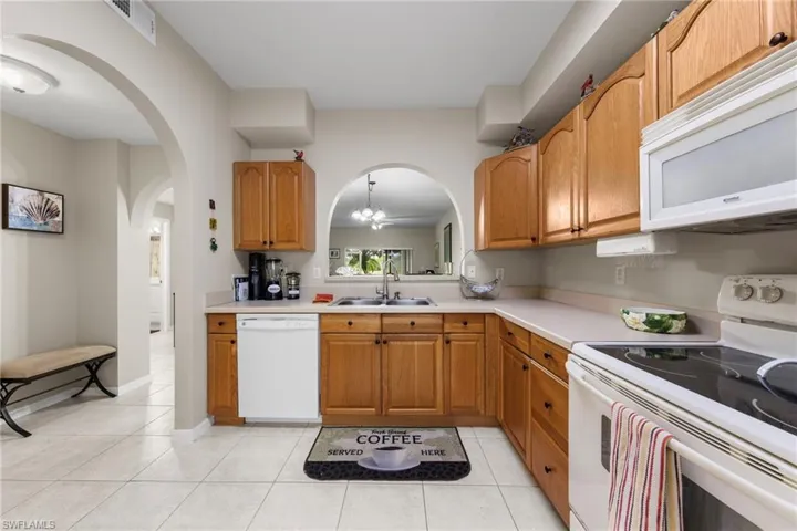 2261 Somerset Ridge Dr 103, Lehigh Acres, Florida 33973