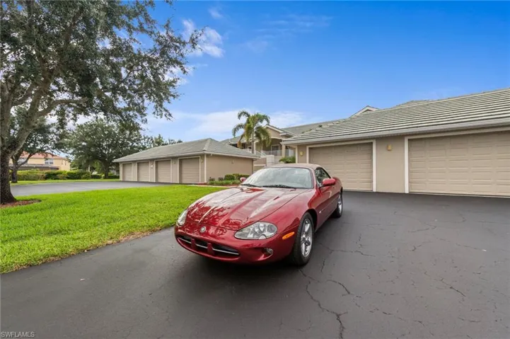 2261 Somerset Ridge Dr 103, Lehigh Acres, Florida 33973