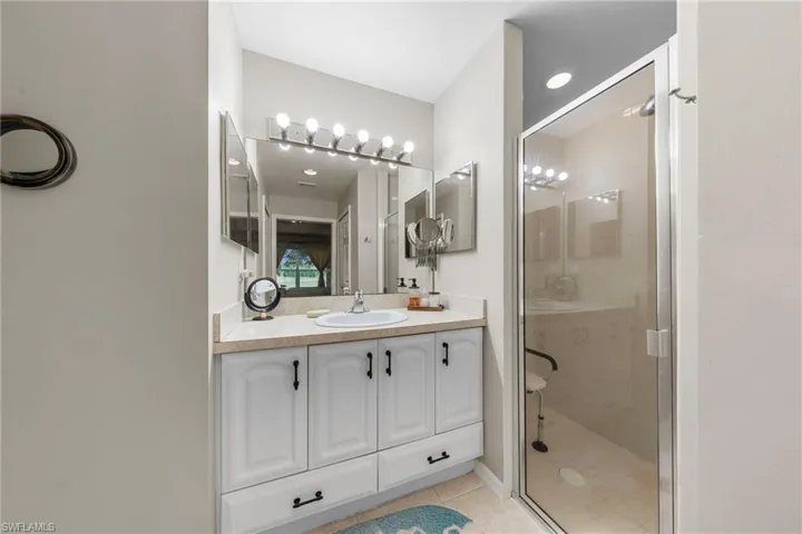 2261 Somerset Ridge Dr 103, Lehigh Acres, Florida 33973