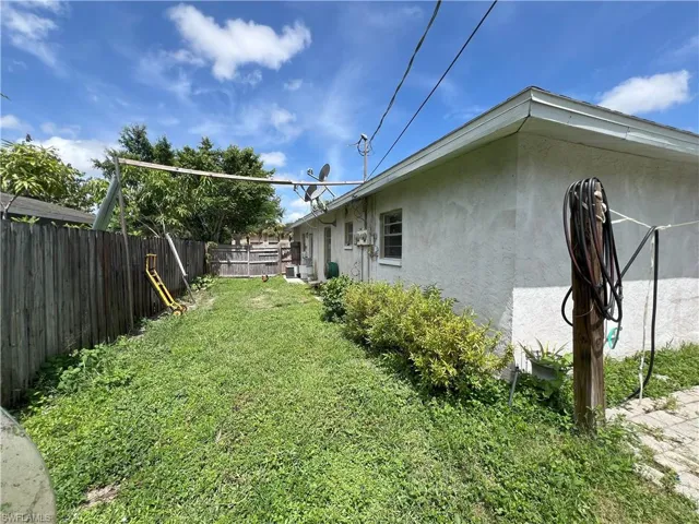 2148 Sunshine Blvd, Naples, Florida 34116