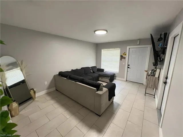 2148 Sunshine Blvd, Naples, Florida 34116