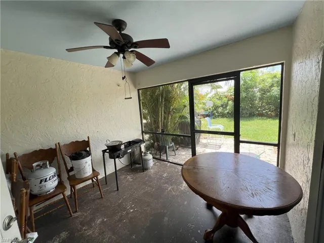 2148 Sunshine Blvd, Naples, Florida 34116