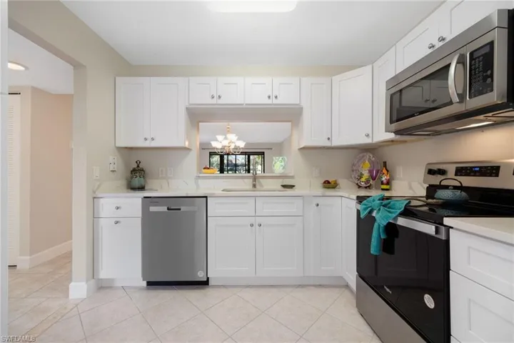 Brand New Shaker Cabinets