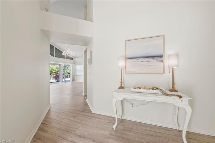 331 Pindo Palm DR, NAPLES FL 34104