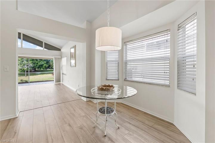 331 Pindo Palm DR, NAPLES FL 34104