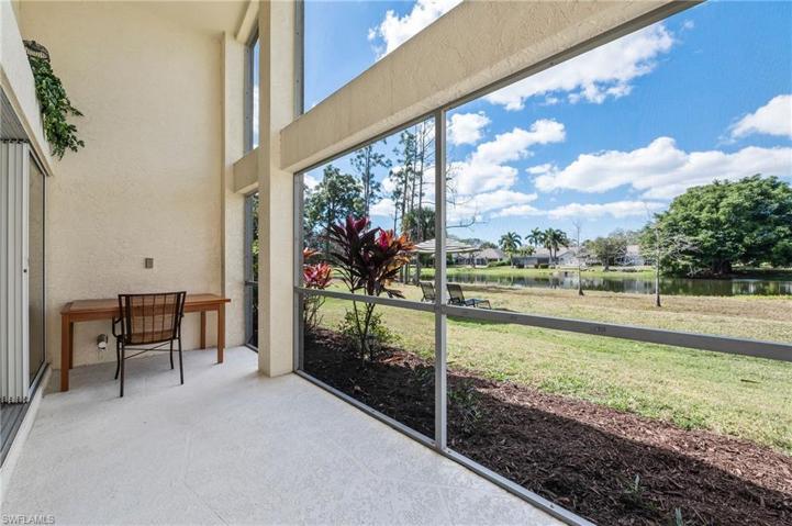 331 Pindo Palm DR, NAPLES FL 34104