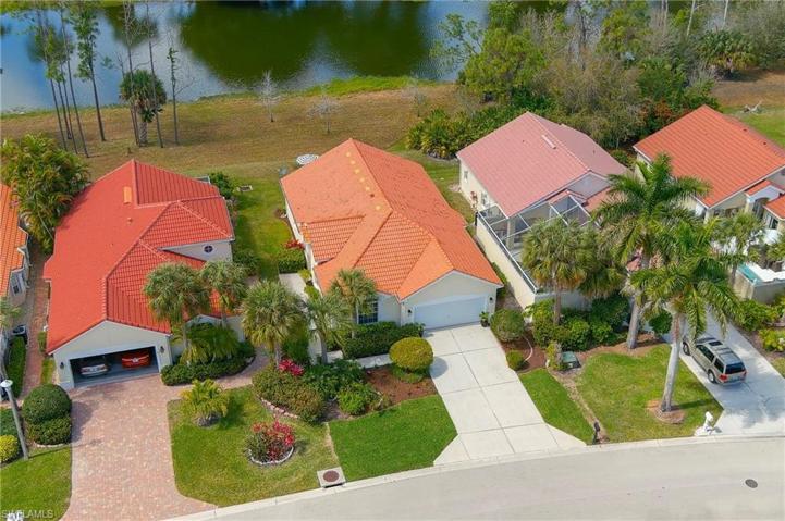 331 Pindo Palm DR, NAPLES FL 34104