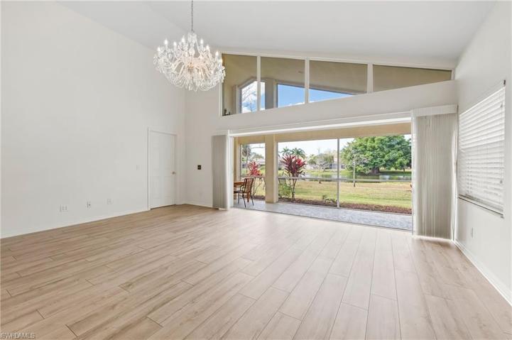 331 Pindo Palm DR, NAPLES FL 34104