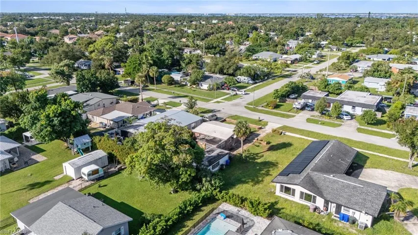 3859  Luzon  ST, Fort Myers, FL 33901