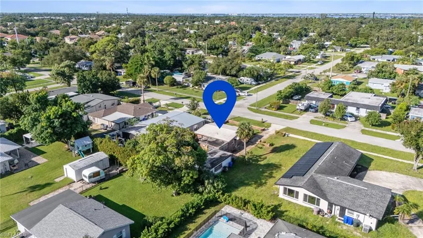3859  Luzon  ST, Fort Myers, FL 33901