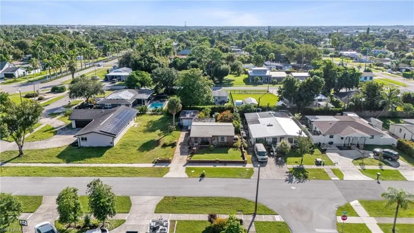 3859  Luzon  ST, Fort Myers, FL 33901