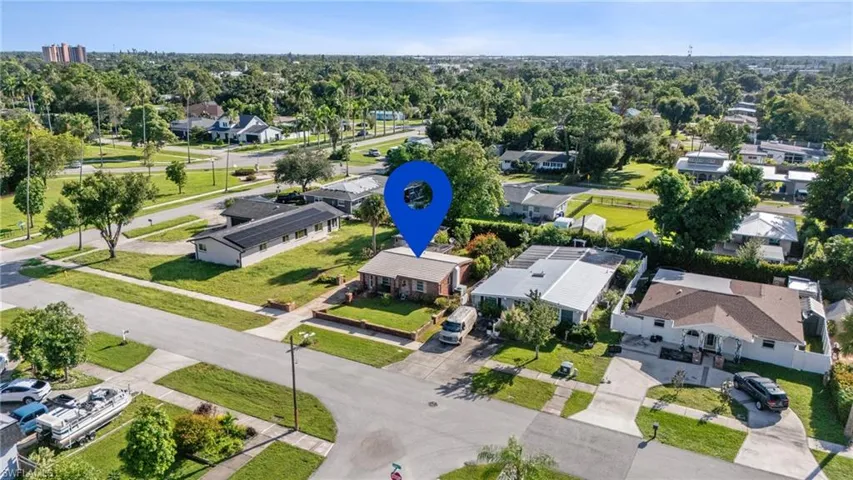 3859  Luzon  ST, Fort Myers, FL 33901