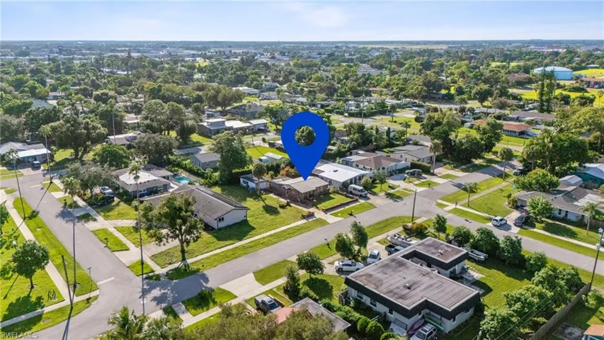 3859  Luzon  ST, Fort Myers, FL 33901