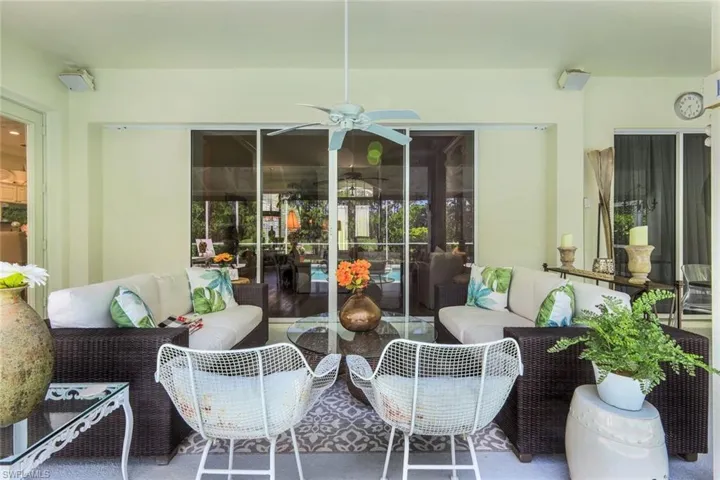 8475  Gleneagle  WAY, Naples, FL 34120