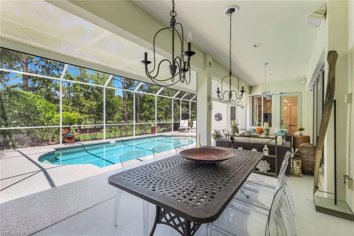 8475  Gleneagle  WAY, Naples, FL 34120