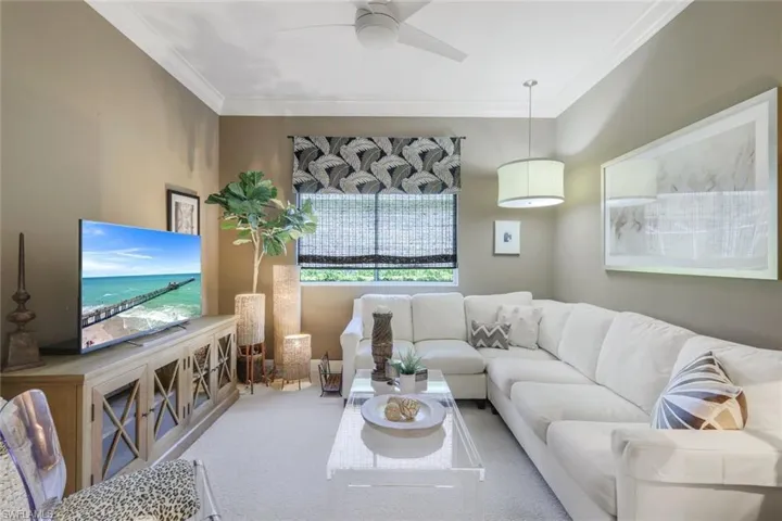 8475  Gleneagle  WAY, Naples, FL 34120