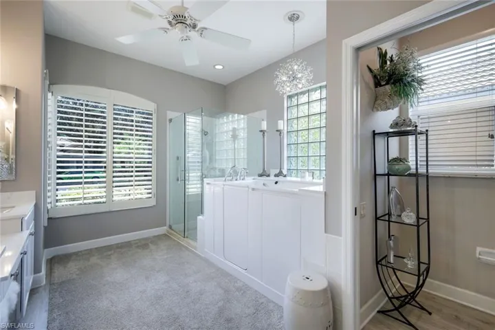 8475  Gleneagle  WAY, Naples, FL 34120