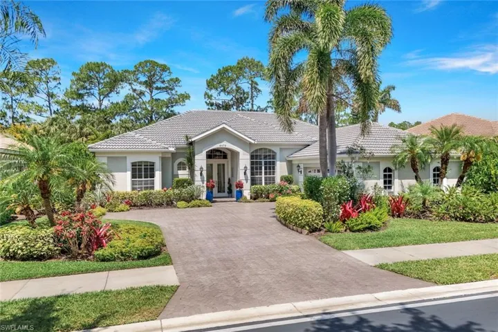 8475  Gleneagle  WAY, Naples, FL 34120
