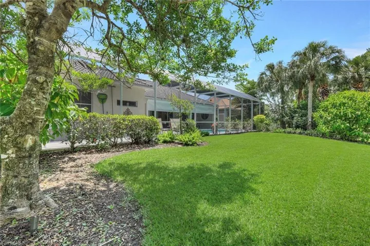 8475  Gleneagle  WAY, Naples, FL 34120