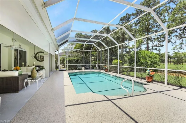 8475  Gleneagle  WAY, Naples, FL 34120