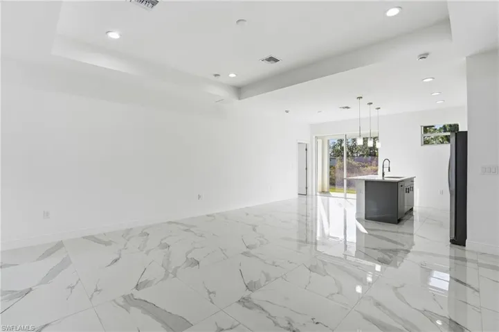 406 Genoa Ave S, Lehigh Acres, Florida 33974