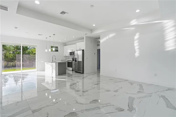 406 Genoa Ave S, Lehigh Acres, Florida 33974