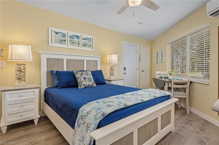 Casa Bella D studio Bedroom with new memory foam mattress