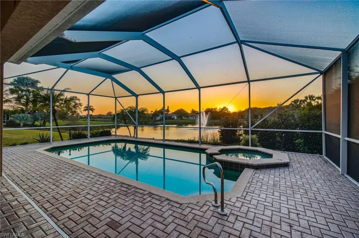 “GLEN EAGLE GOLF & COUNTRY CLUB” POOL HOME WITH ONE OF THE BEST LOTS & VIEWS AVAILABLE IN THE COMMUNITY!