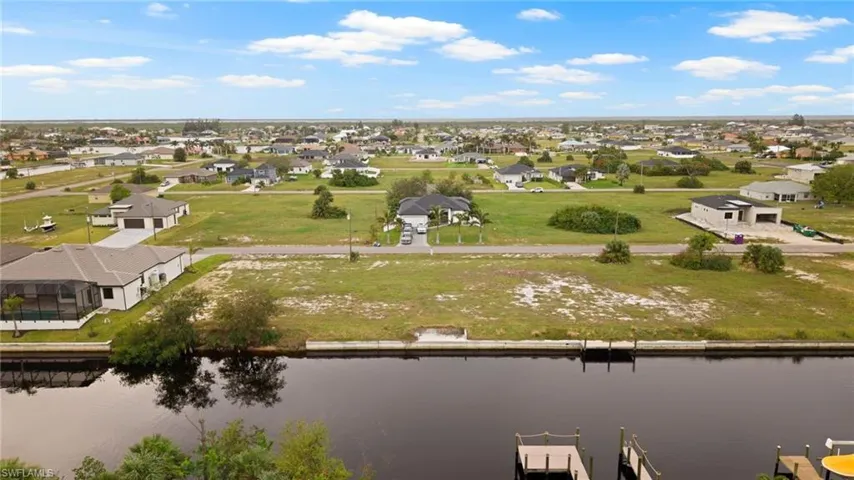Bird's eye view of Canal