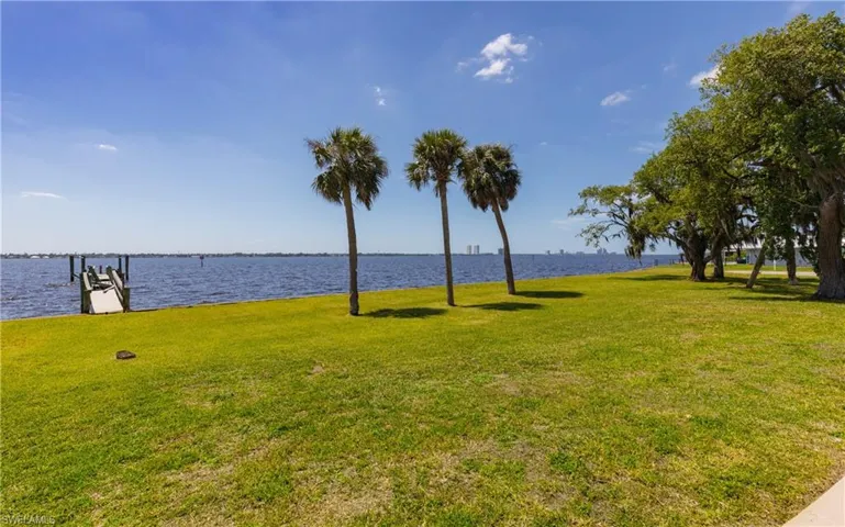 1818/1822  Stevenson  RD, North Fort Myers, FL 33917