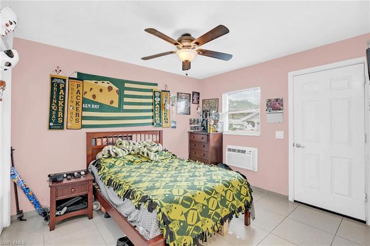 Private Entry Studio