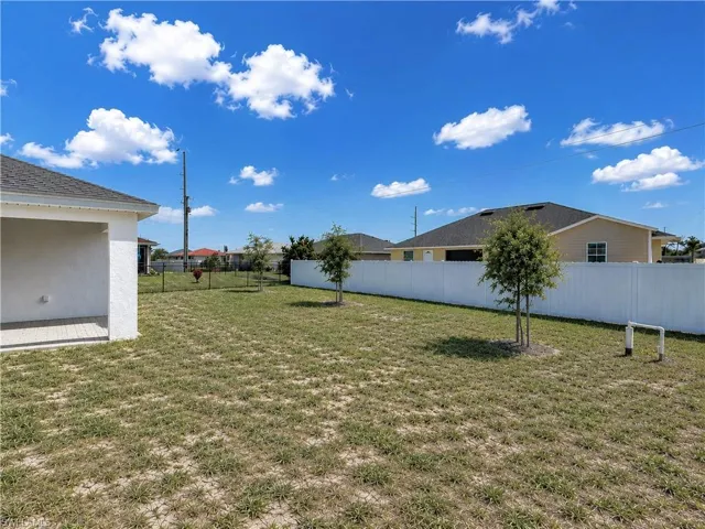 2728 NE 5th  PL, Cape Coral, FL 33909