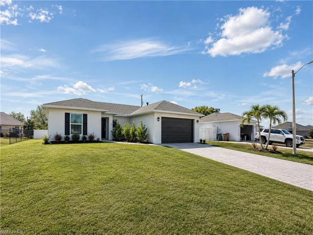 2728 NE 5th  PL, Cape Coral, FL 33909