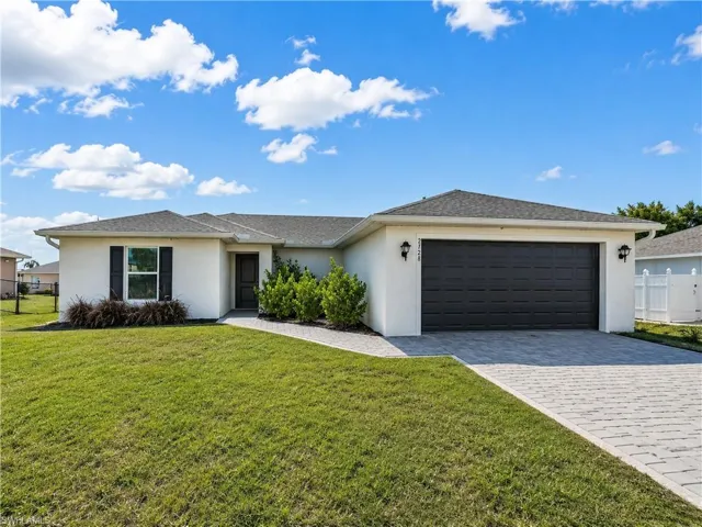 2728 NE 5th  PL, Cape Coral, FL 33909