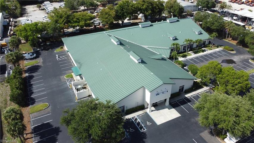 3940  Prospect  AVE, NAPLES, FL 34104