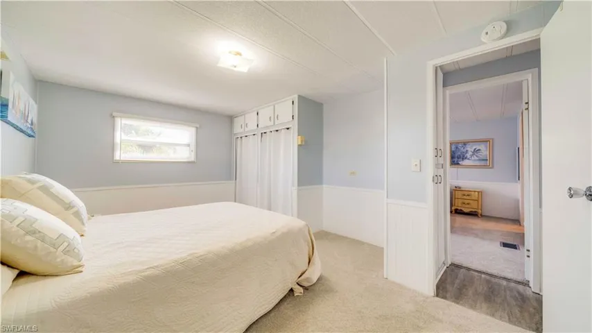 Guest bedroom