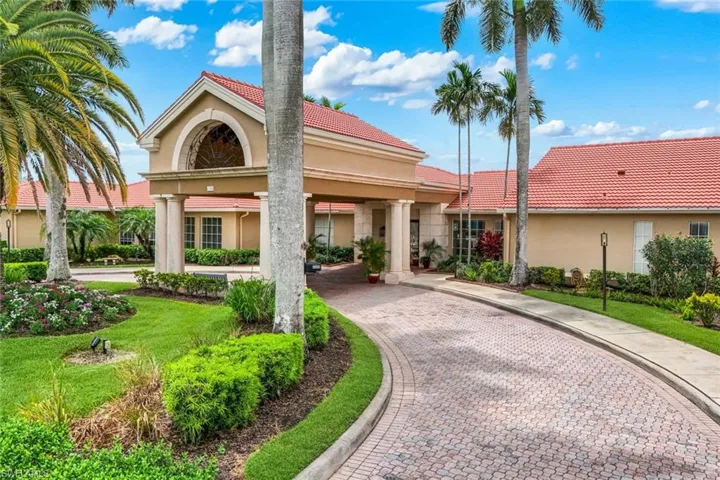 6384 Huntington Lakes Cir 103, Naples, Florida 34119