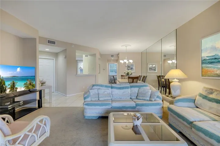 6384 Huntington Lakes Cir 103, Naples, Florida 34119