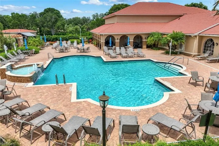 6384 Huntington Lakes Cir 103, Naples, Florida 34119